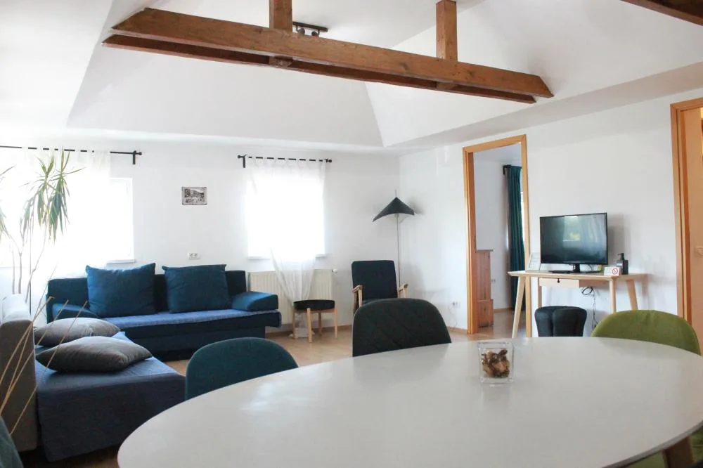 News Apartment