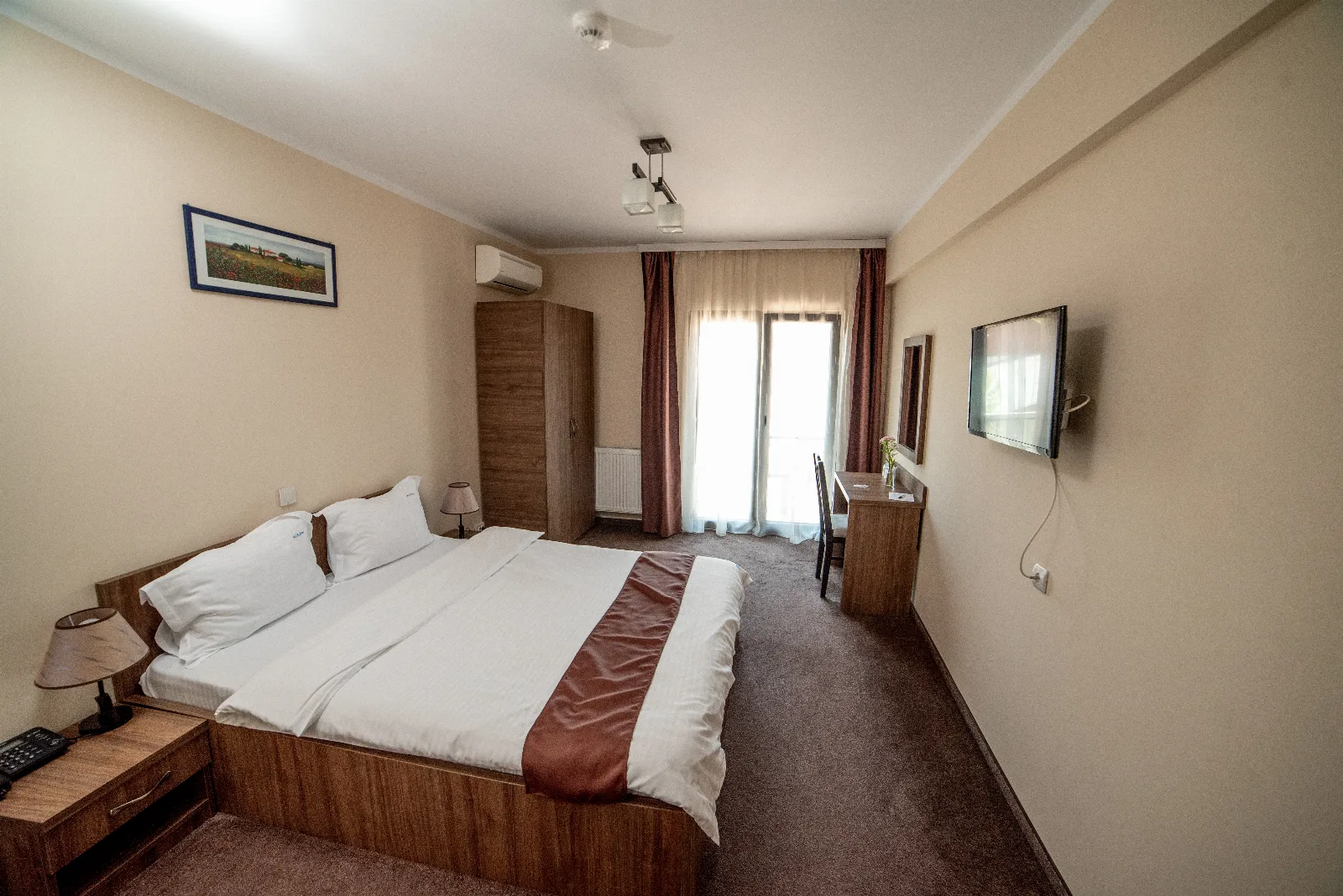 King — Pensiunea Villa Lotus, Deva, Hunedoara