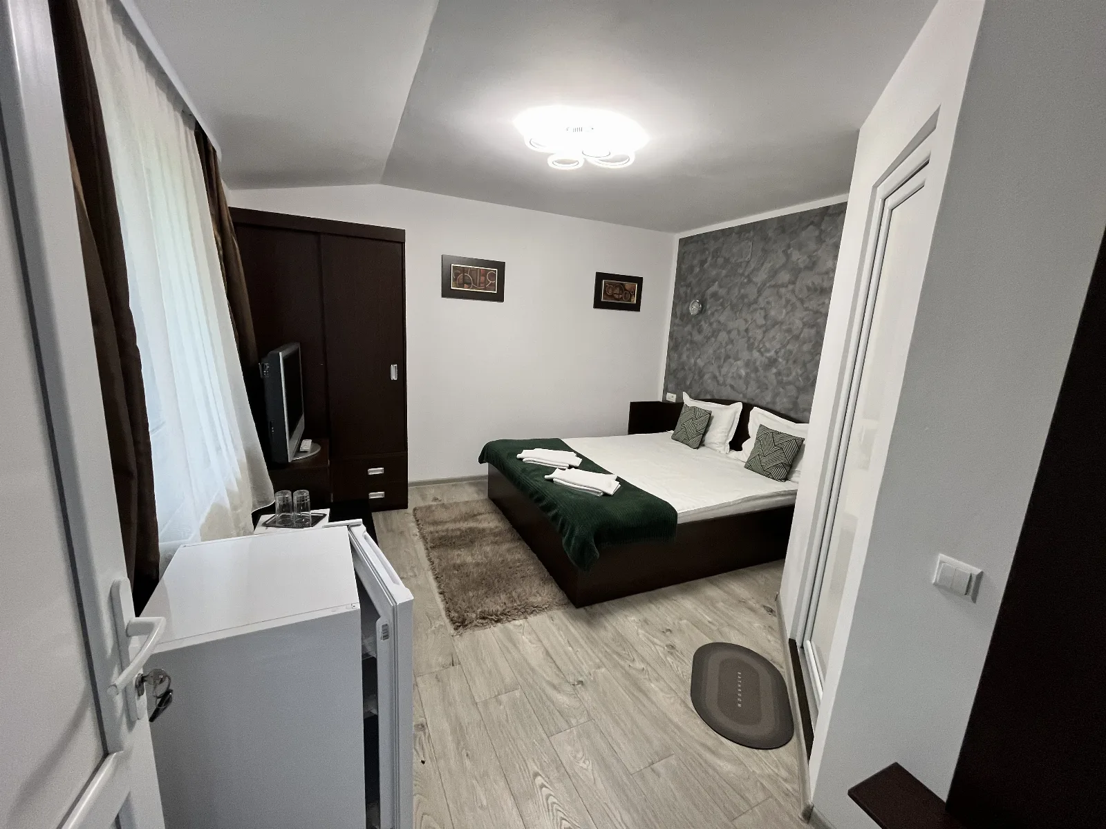 Camera 4 – Camera Dubla Standard — Casa Anne Marie, Sinaia, Prahova
