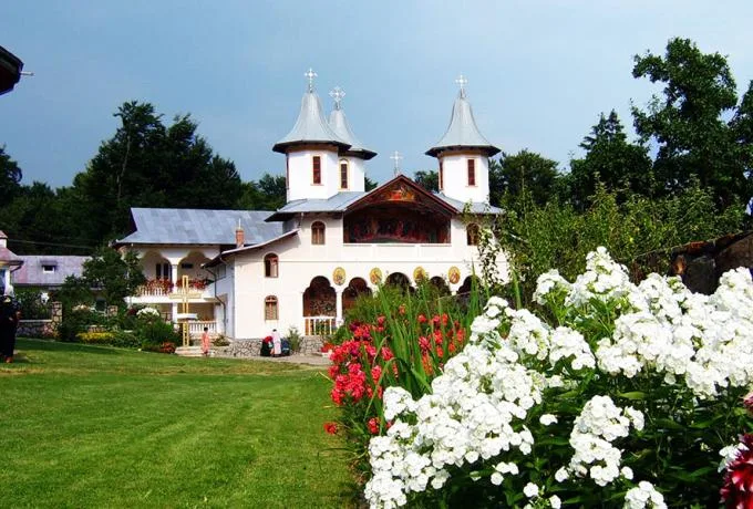 Baia Roșie Resort