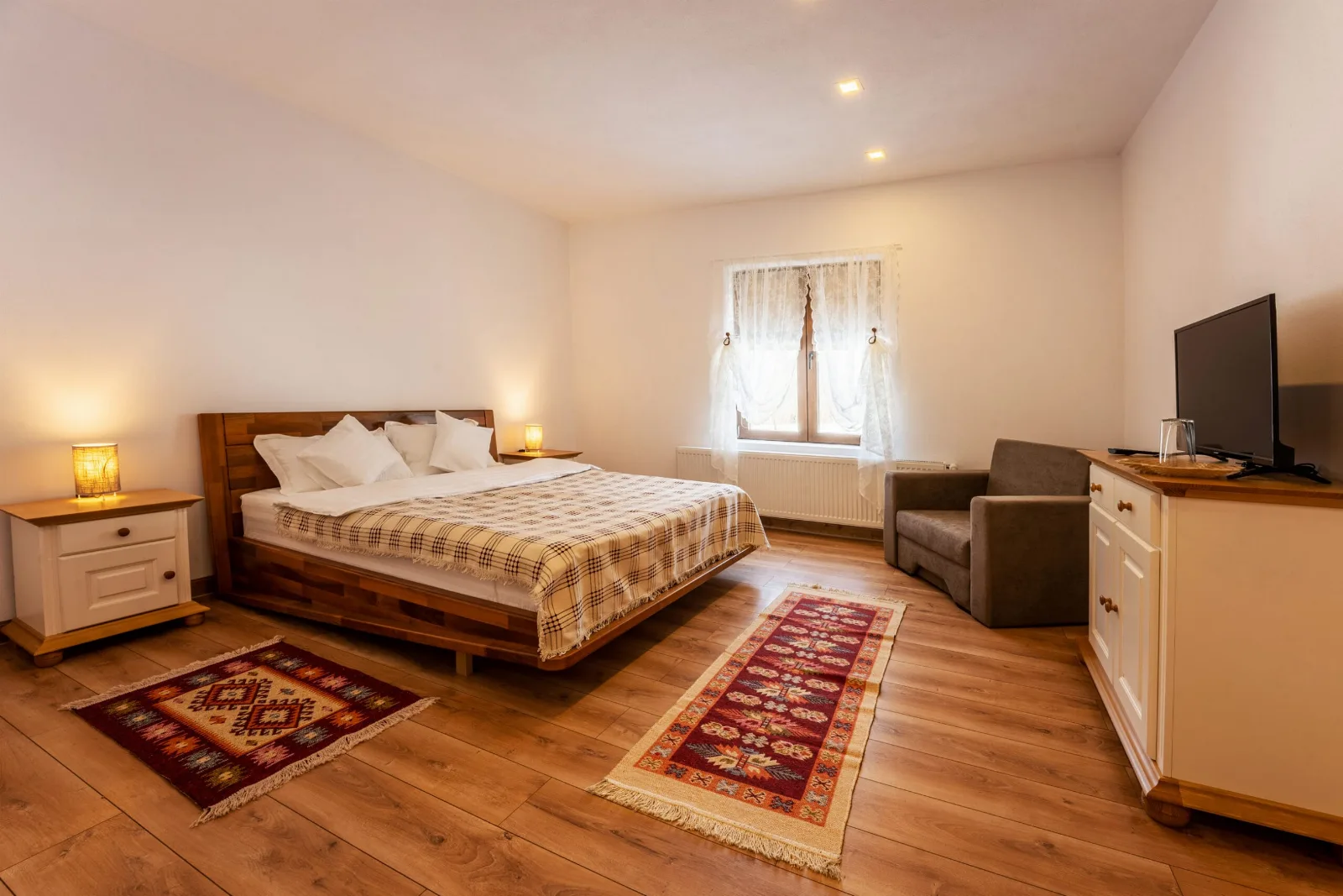Cameră Dublă — Casa cu Prispă, Sighișoara, Mureș