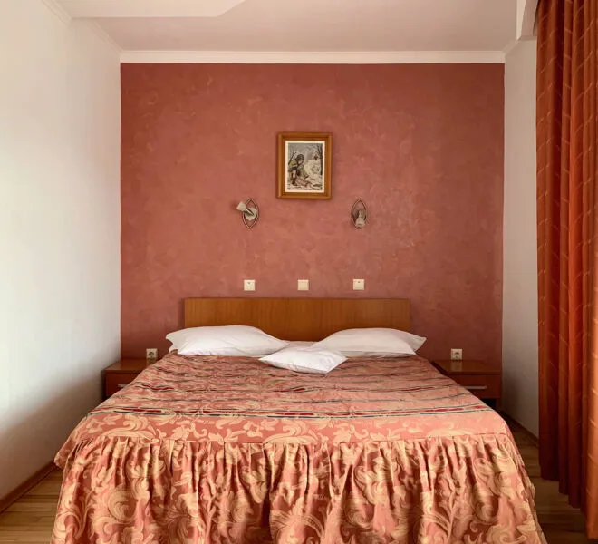 Cameră triplă superioară — Pensiunea Confort, Șcheia, Suceava
