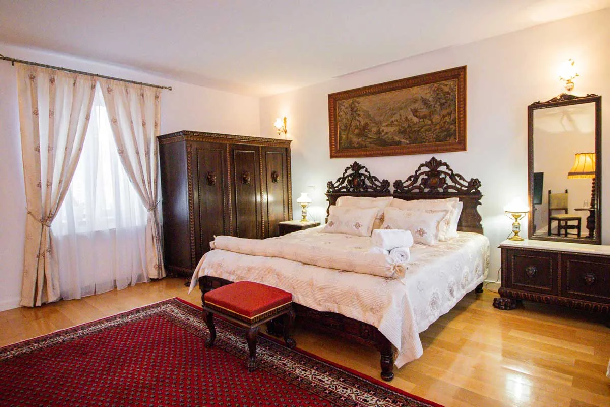 King & Queen 2 Bedroom Apartment — Runca-N Rai, Cristian, Brașov