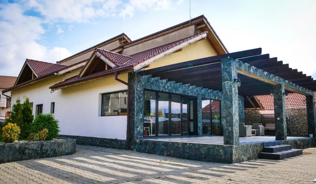 Casa de Sub Piatră