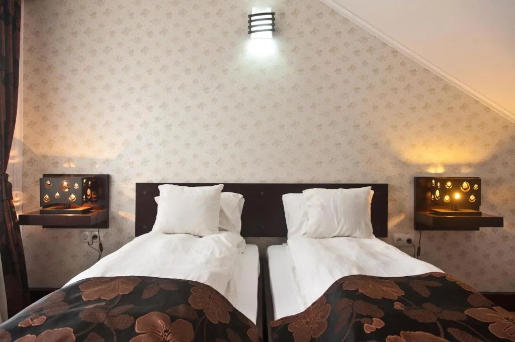 Economy Double Room — Chic City Rooms, Sighișoara, Mureș