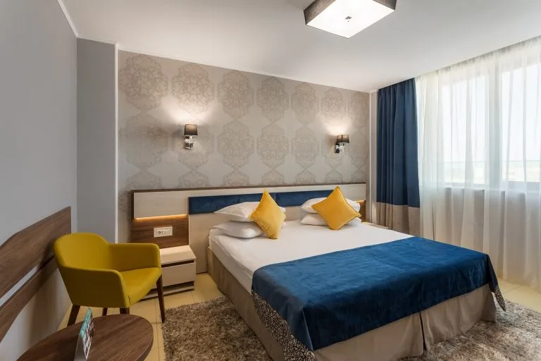 Camera dubla economy vedere statiune — Hotel Splendid, Mamaia, Constanța