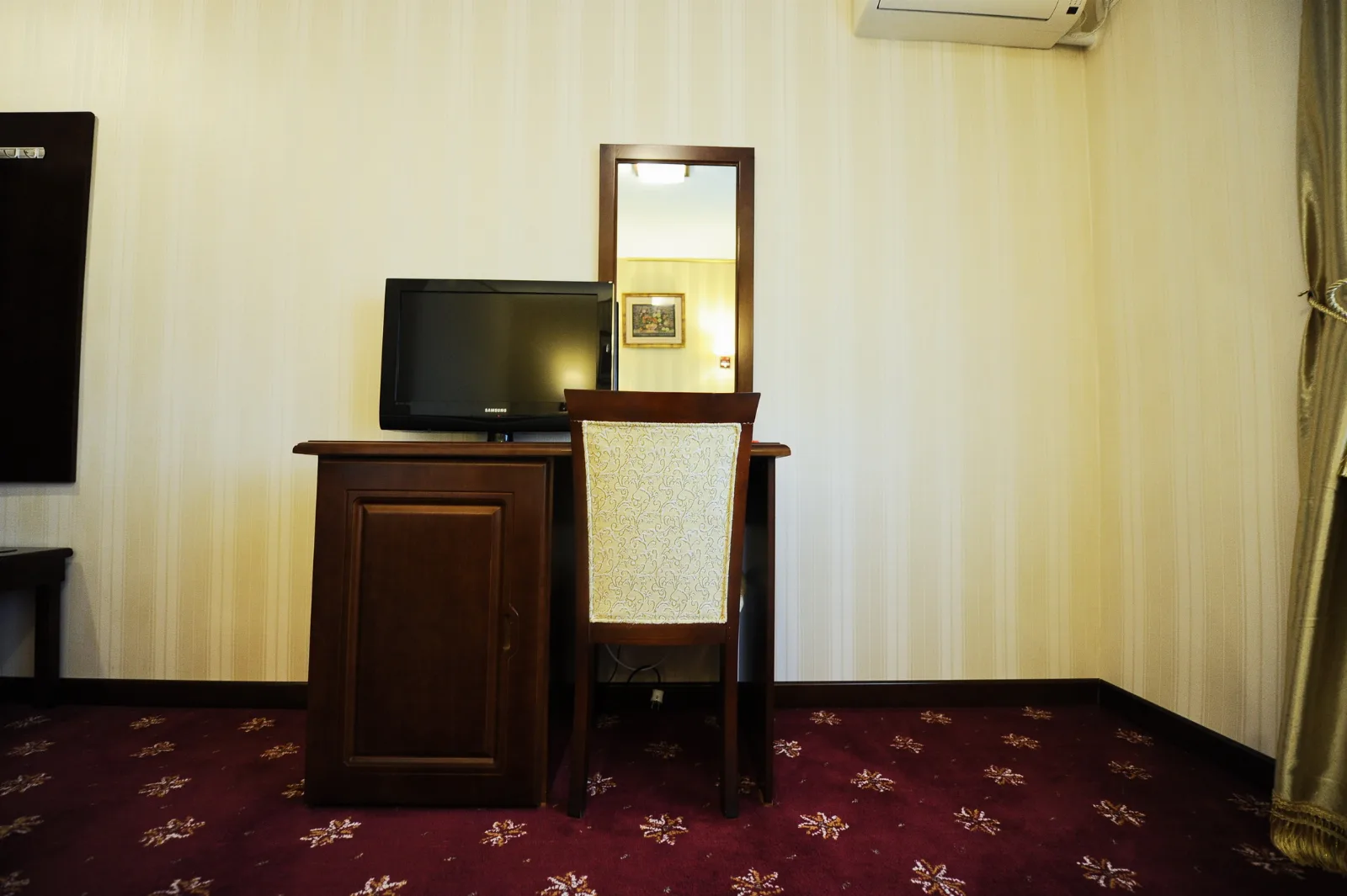 Camera Dubla — Complex Turistic Hamangia - HOTEL Mondial, Baia, Tulcea
