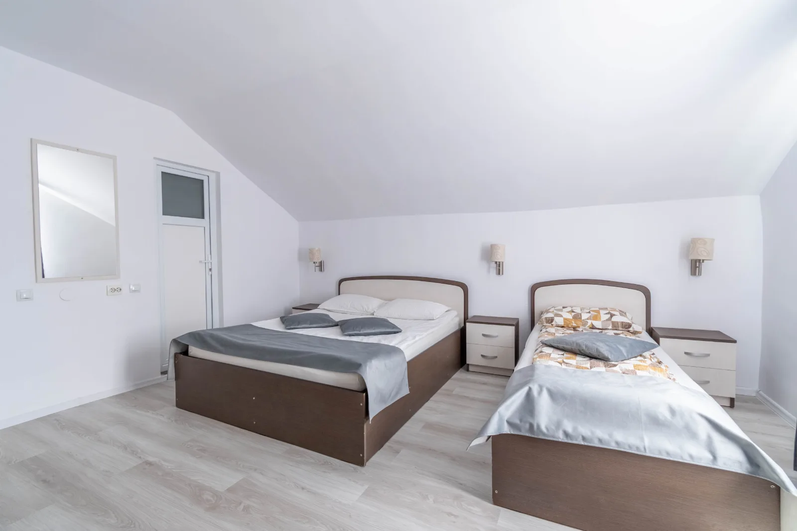 Cameră Triplă Standard — Gaby, Cluj-Napoca, Cluj