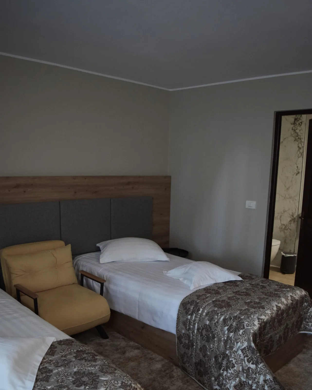 Cameră Dublă — Casa Arcașului, Târgu-Neamț, Neamț