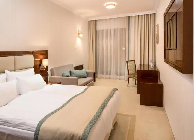 Deluxe Room with Balcony — Concorde Old Bucharest, București Sectorul 3, București
