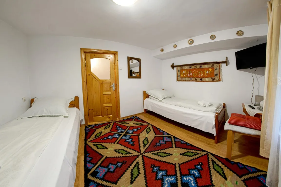 Camera 4 — Casa Bianca, Vama, Suceava