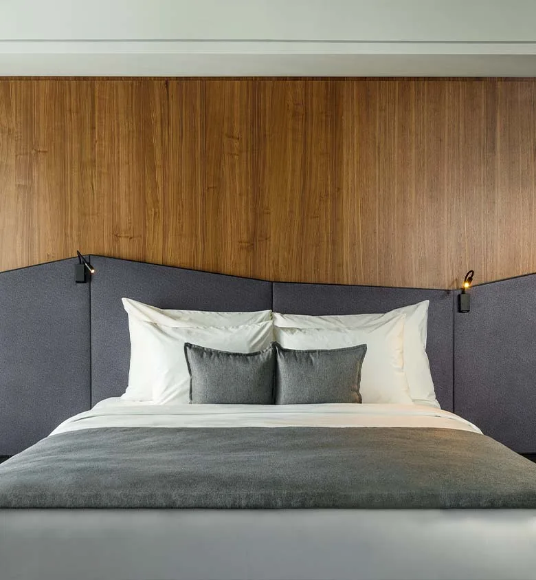 Design King Room — Qosmo, Brașov, Brașov