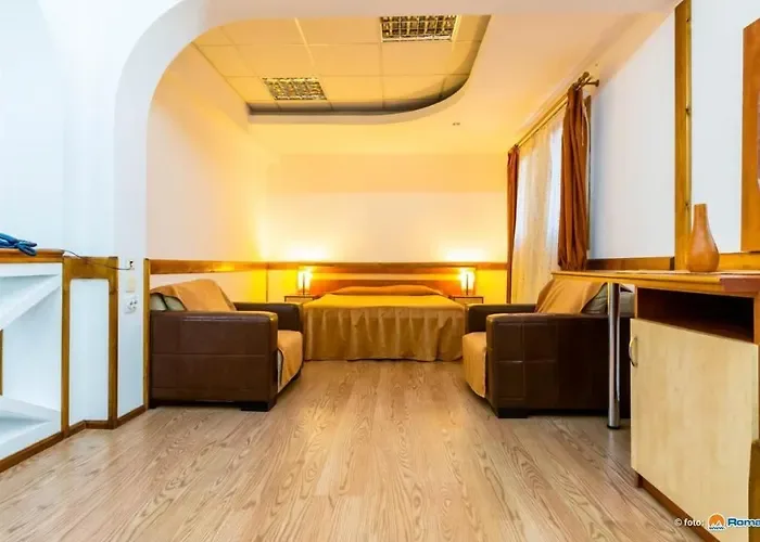Cameră dublă matrimonială familială — Anomis Corp A, Câmpulung, Argeș