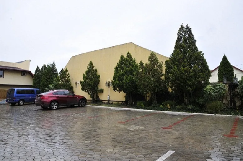 Hotel Ambassador