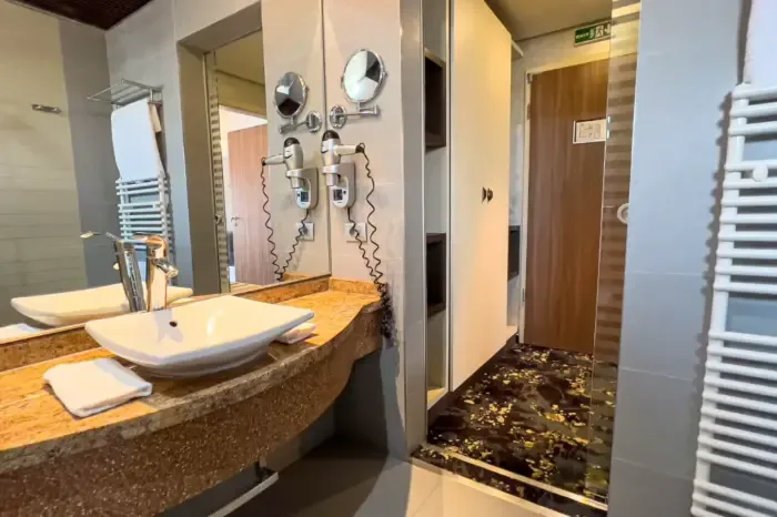 Hotel Tolea