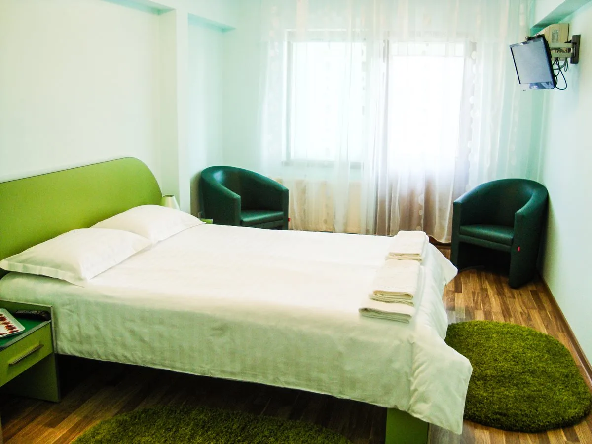 Cameră dublă twin sau matrimonială — Hotel Restaurant Agrement Martisorul, Cacica, Suceava