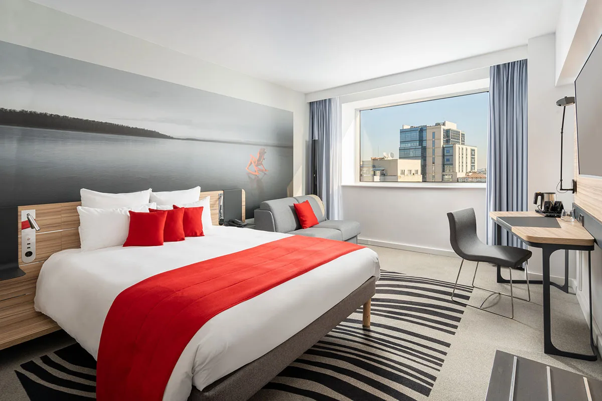 Cameră superioară cu pat dublu — Novotel Bucharest City Centre, București, București