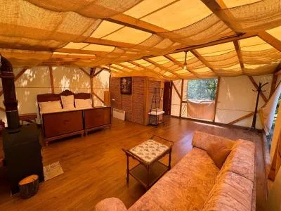 Mesteceni Glamping