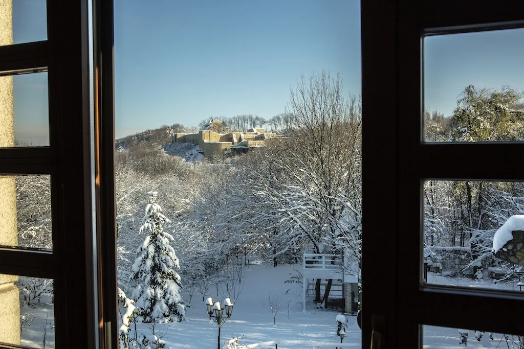 Fotografie 3 — Rapsodia, Suceava, Suceava
