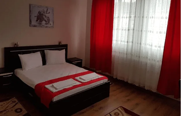 Camera matrimoniala — New Hotel, Baia Mare, Maramureș
