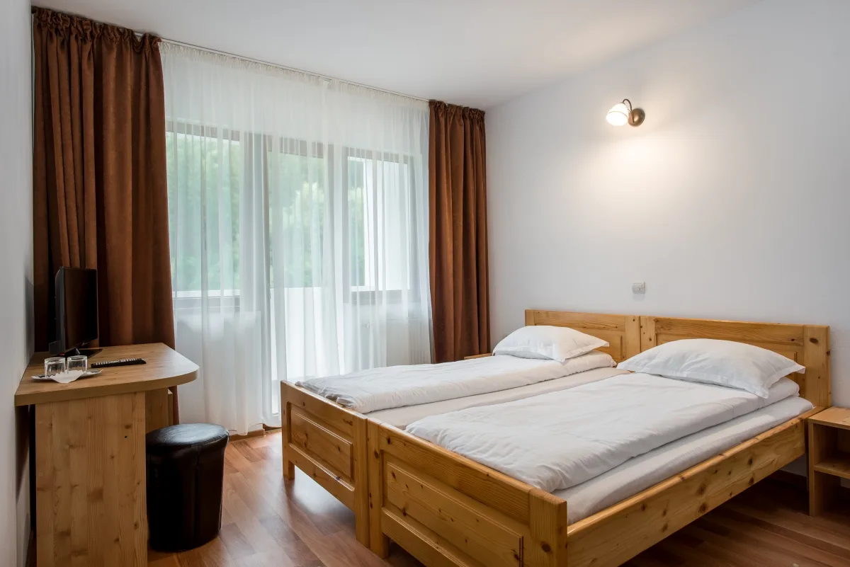 Camera cu paturi single — Poiana Neamtului - Ferma de Cerbi, Avrig, Sibiu