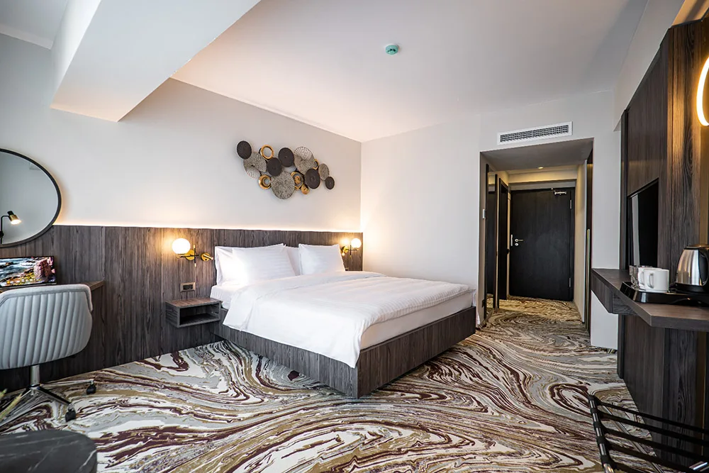 Superior King — Ramada by Wyndham Bucharest Otopeni Airport, Otopeni, Ilfov