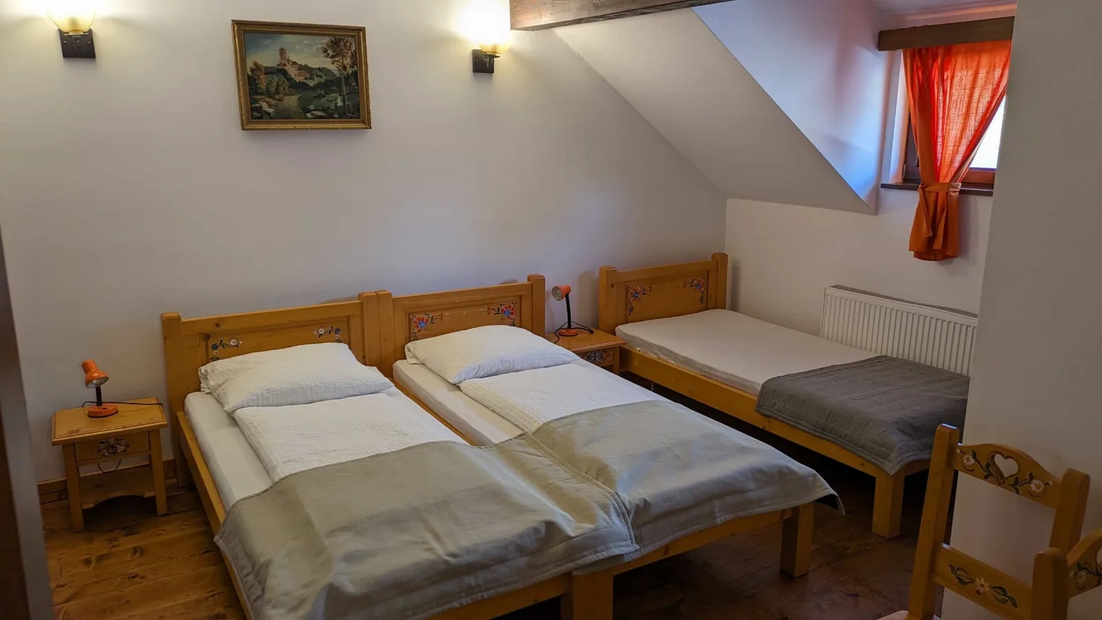 Camera triplă — Pensiunea Gasthof Michelsberg, Cisnădioara, Sibiu