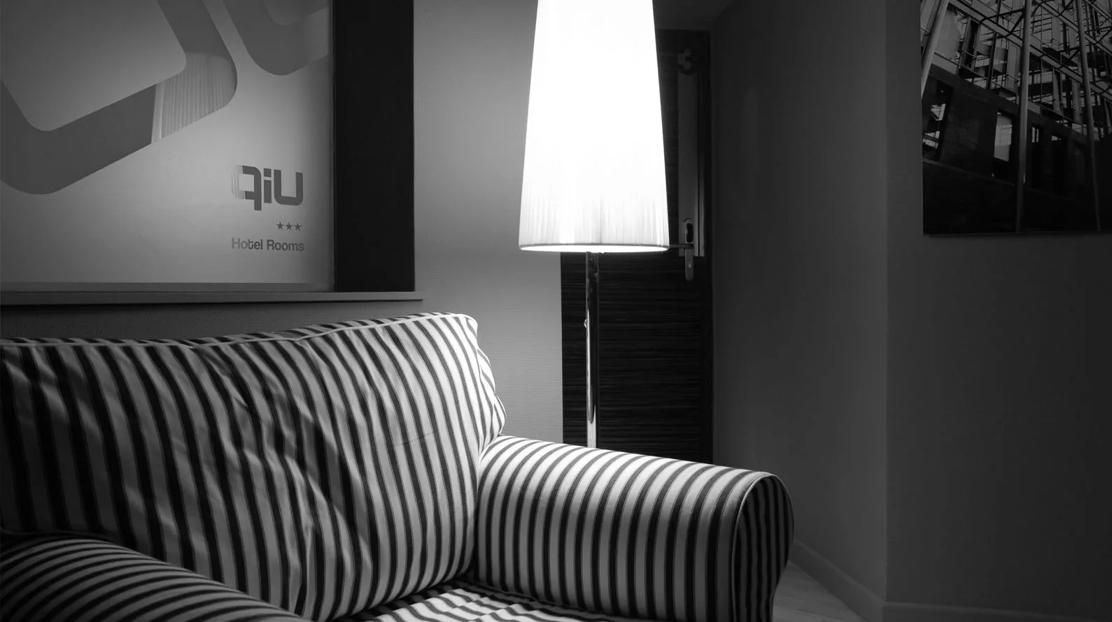 Qiu Hotel Rooms