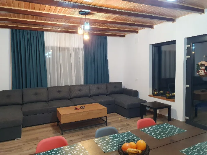 Cabana cu 3 dormitoare — Gray River Resort, Voineasa, Vâlcea