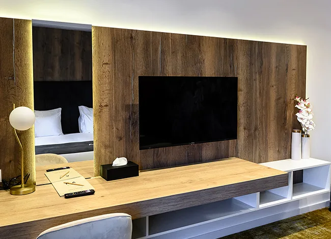 Apartament Exclusive cu Două Balcoane — Hotel IZA, Sighetu Marmației, Maramureș