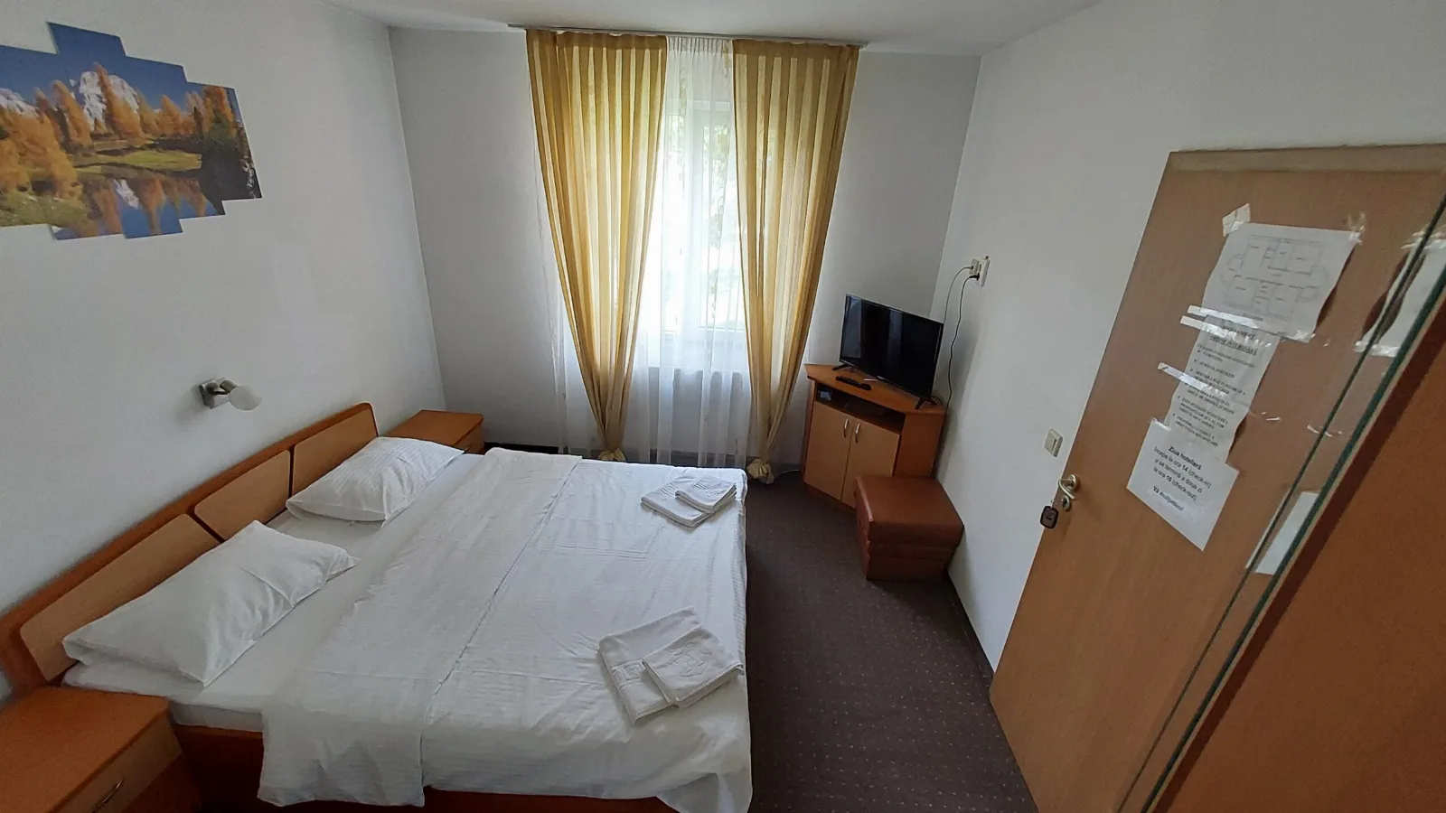 Camera 1 — Miorita, Băile Felix, Bihor