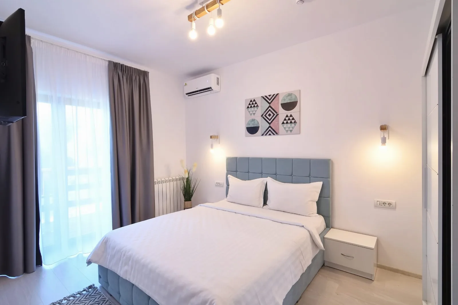 Camera 3 — Eden Uzlina, Uzlina, Tulcea