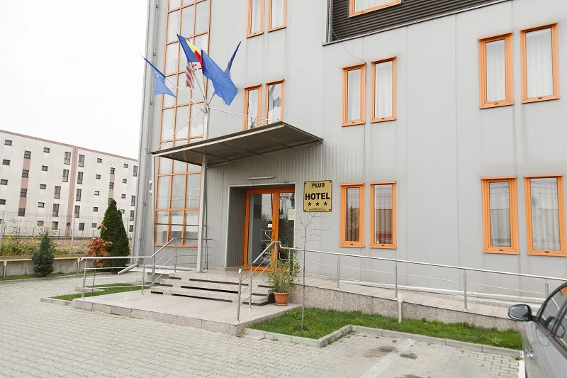 Plus Hotel