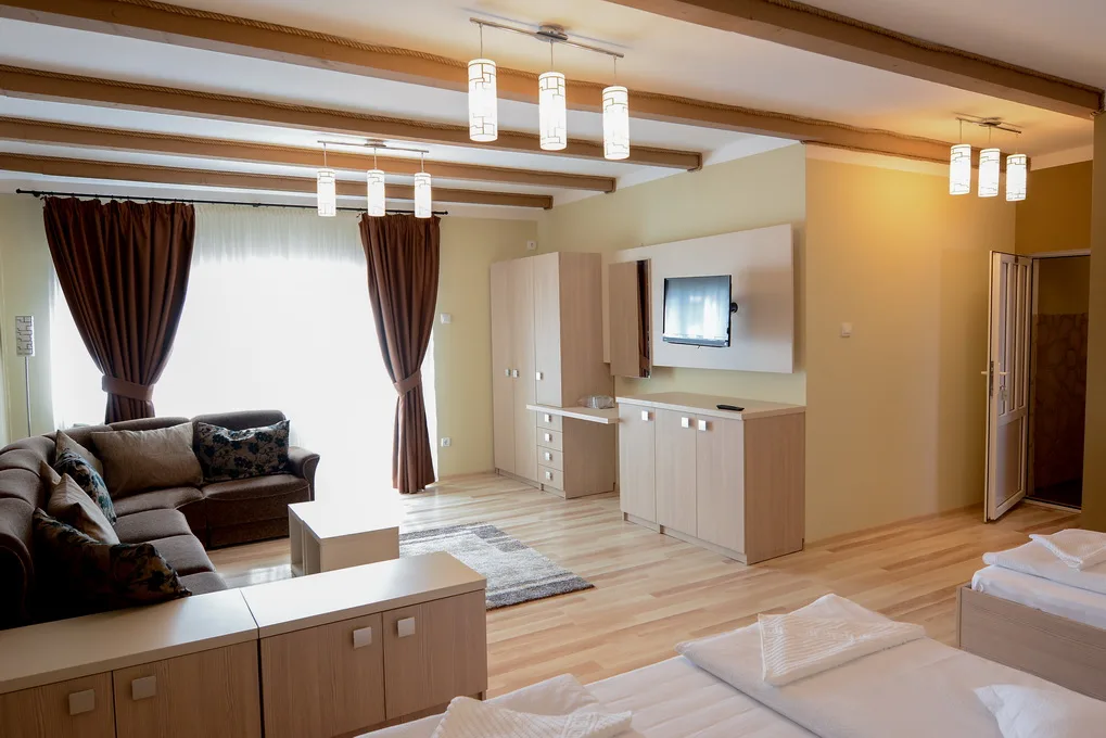 Apartament 6 – Suita 4 locuri — Sarmis, Sarmizegetusa, Hunedoara