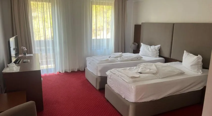 Camera twin — Dennis, Mediaș, Sibiu