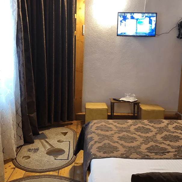 Camera Nuc — Rem's, Râșnov, Brașov