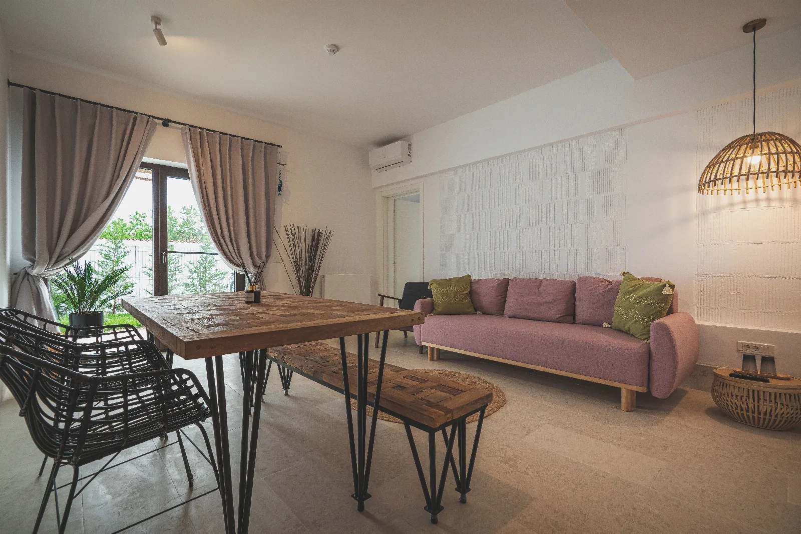 Apartament — Hook of Love, 23 August, Constanța