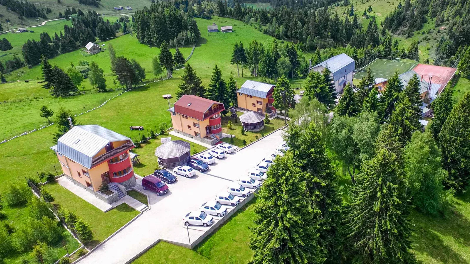 Fotografie 2 — Europark, Fundățica, Brașov