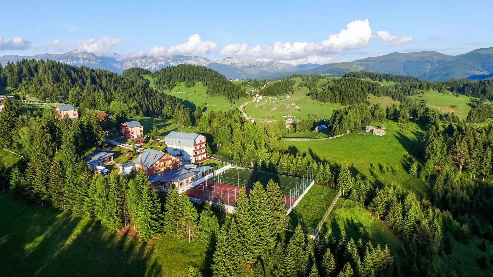 Fotografie 3 — Europark, Fundățica, Brașov