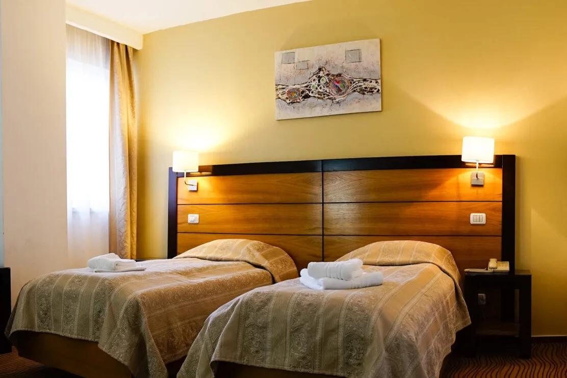 Camera matrimonială sau twin 4* — Criss, București Sectorul 6, București