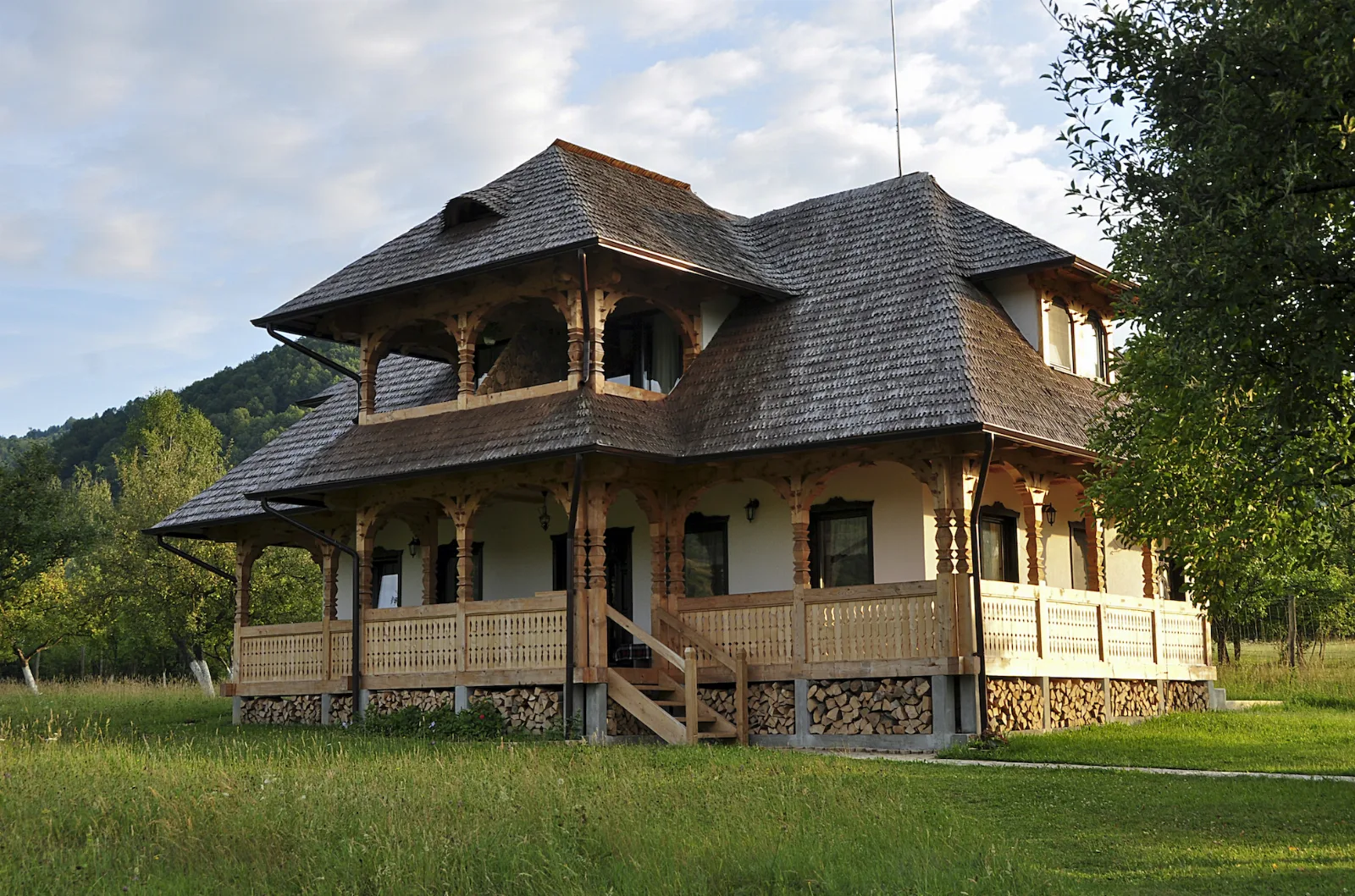 Cameră dublă cu vedere la grădină — Magnolia Resort, Vișeu de Sus, Maramureș