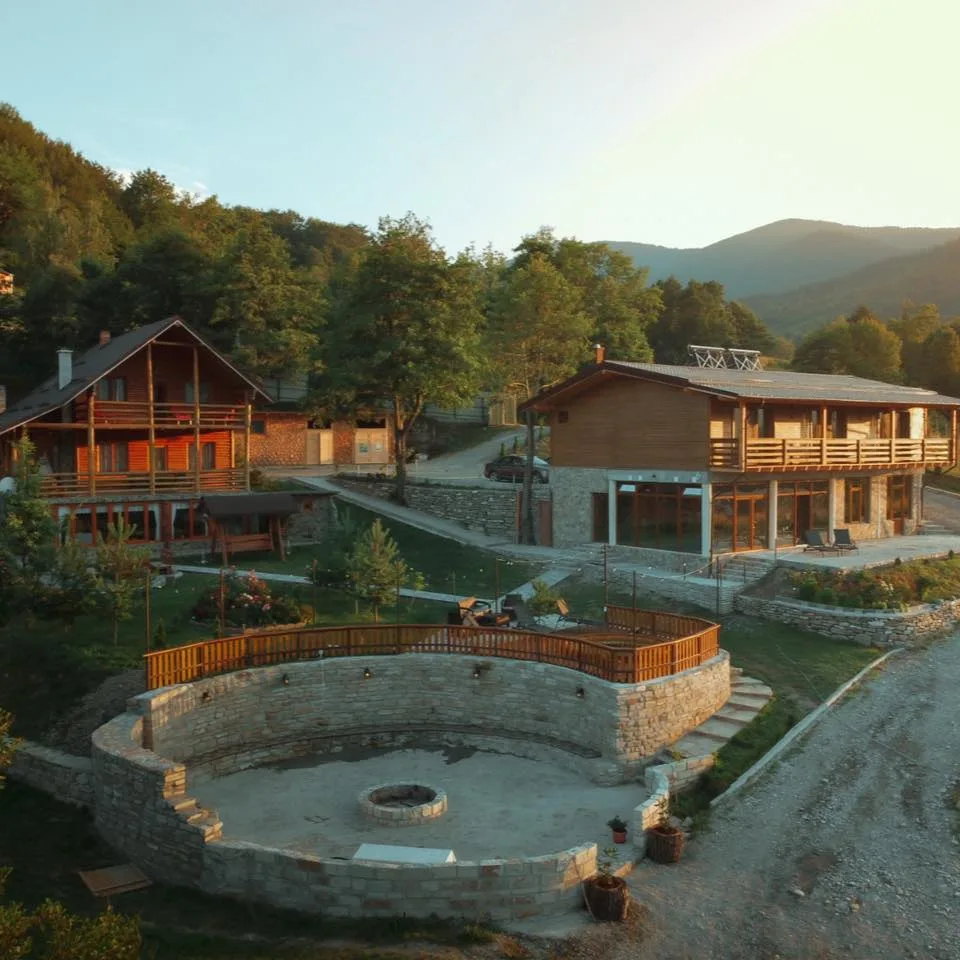 Cabana Izvorul Alb