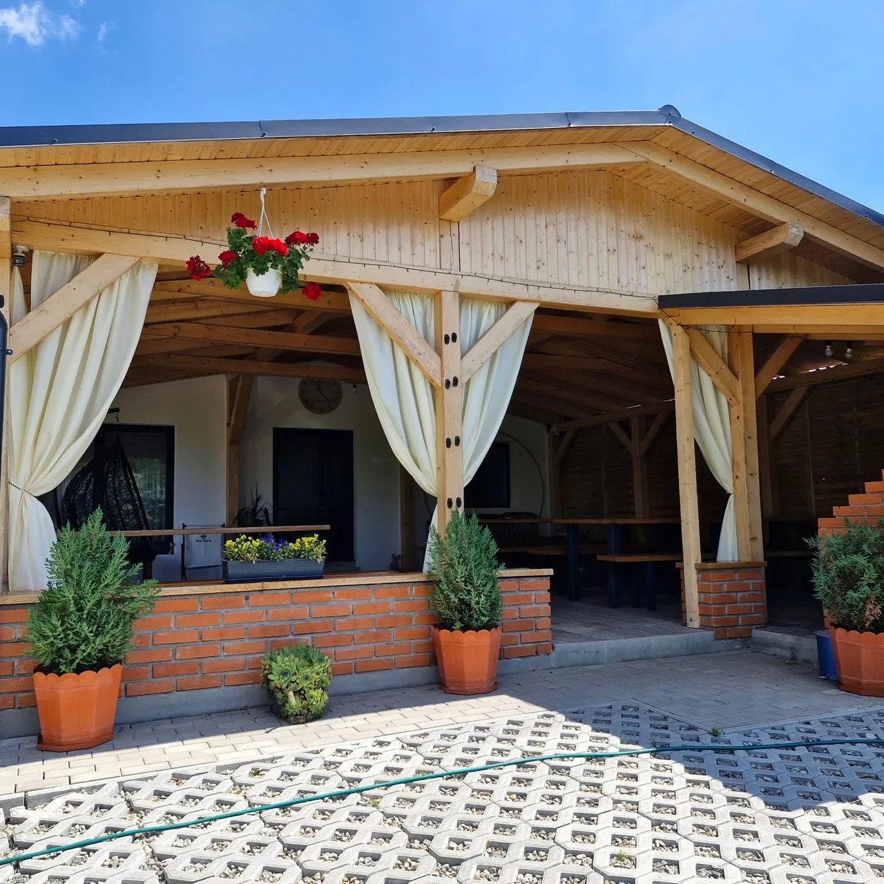 Cabana din vie 