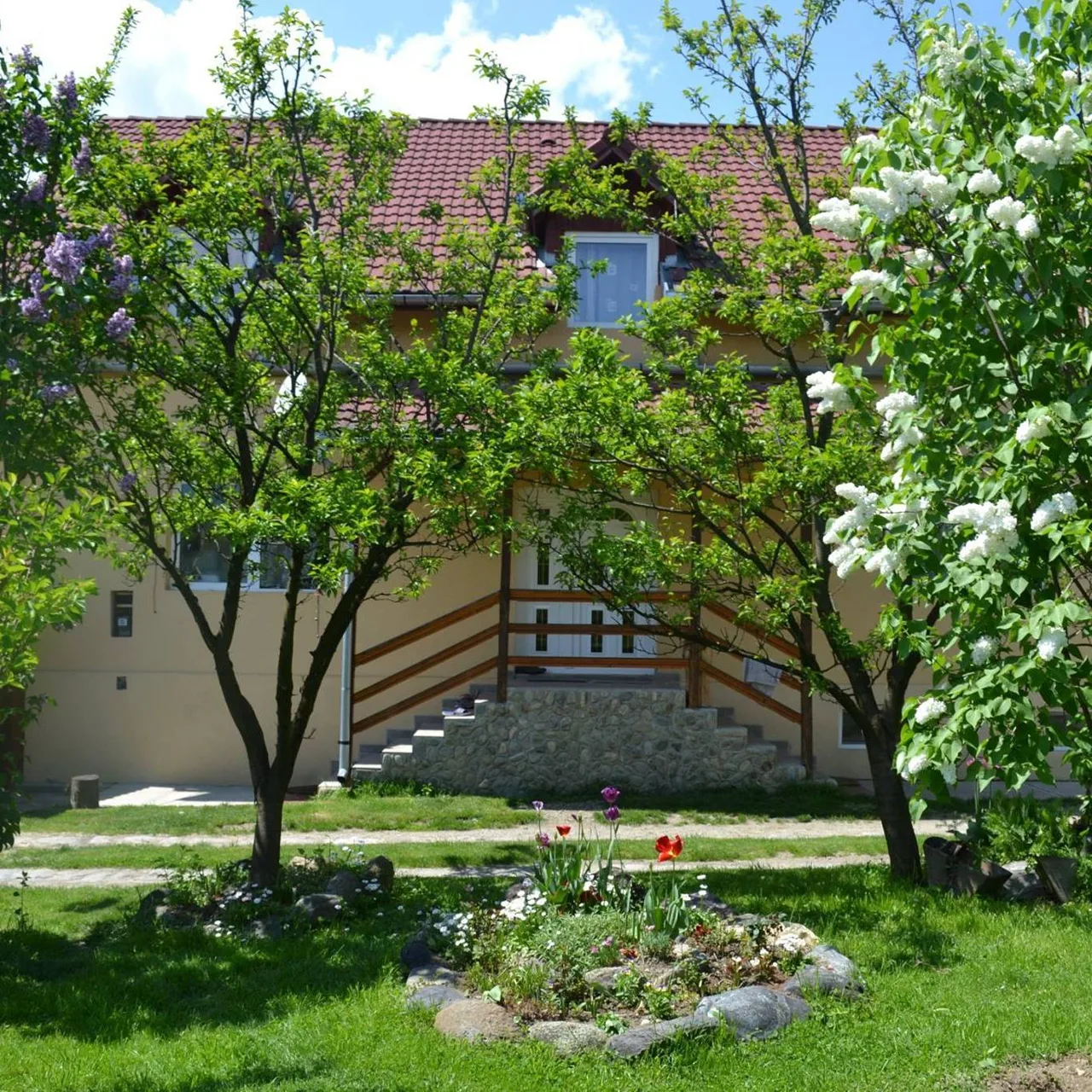 Pensiunea "Casa din prund"