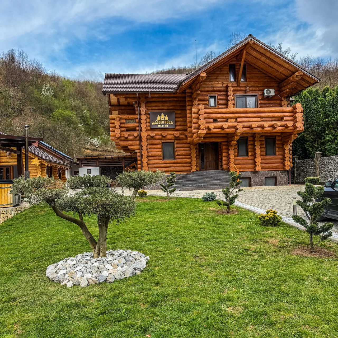 Wooden House Meziad