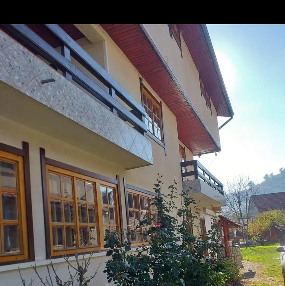 Vila Sclipirici