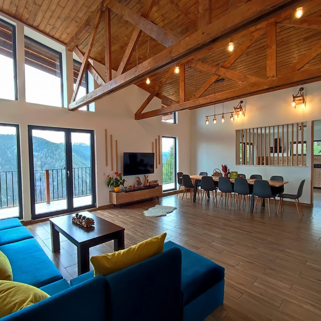 Infinity Cabin