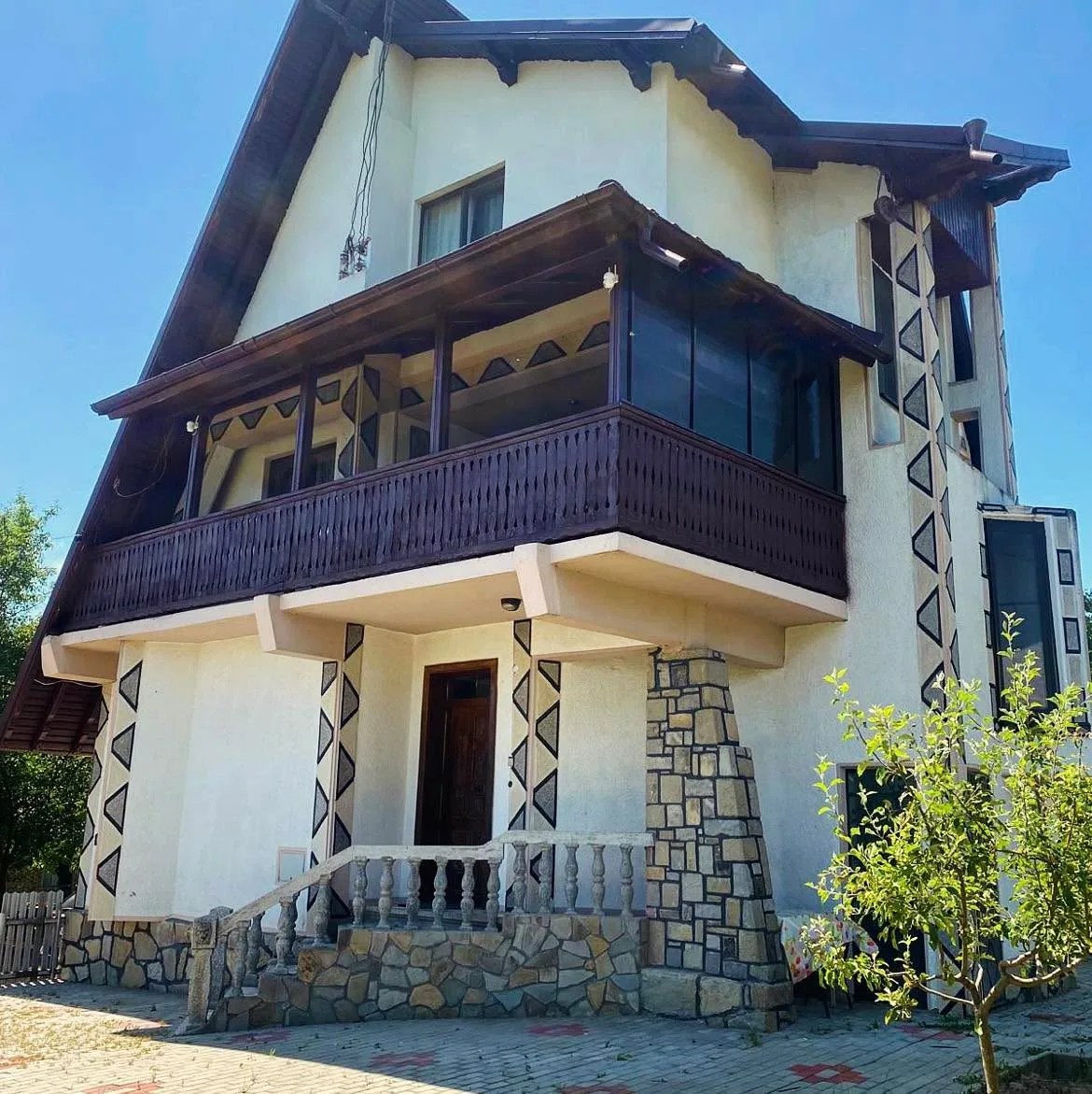 Pensiunea Casa Rujoiu
