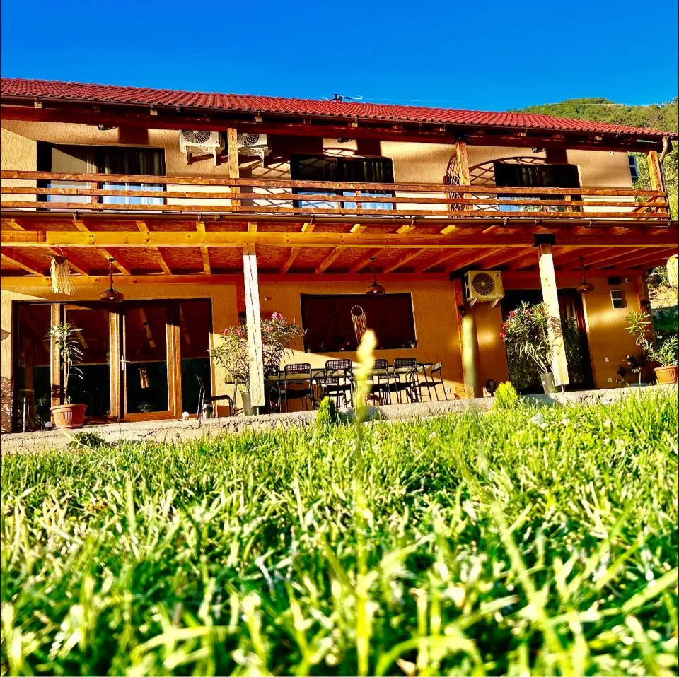Casa Damir