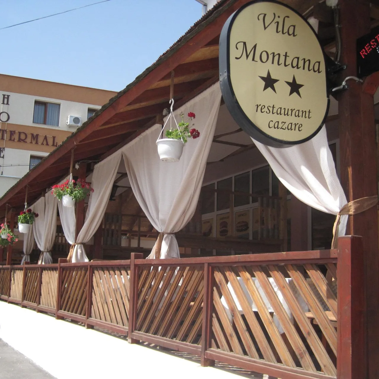 Montana Bussines